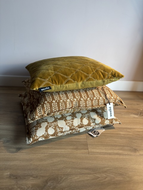 Home stijlvolle kussens woood | Oker geel